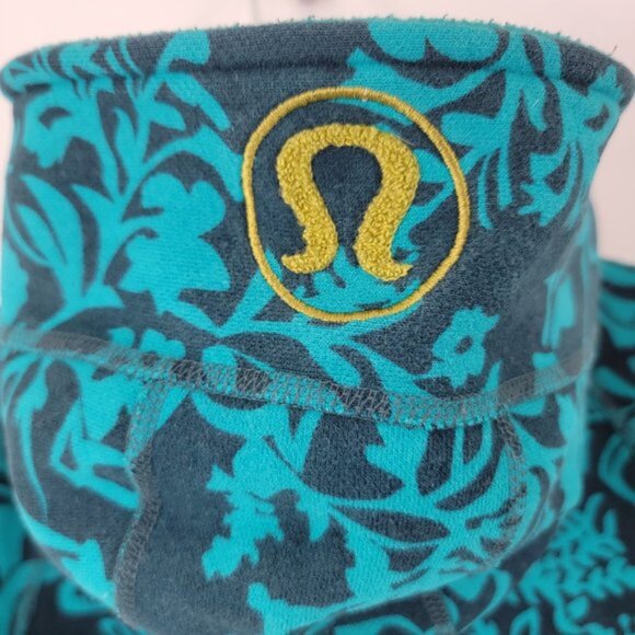 LULULEMON Womens XS? S? Scuba Hoodie Jacket Teal Turquoise Full Zip Floral Print - Picture 7 of 14
